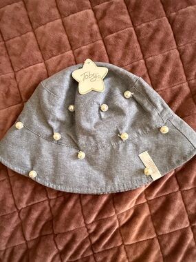 NWT Toddler Toby Kids Gray Pearl-Accent Bucket Hat